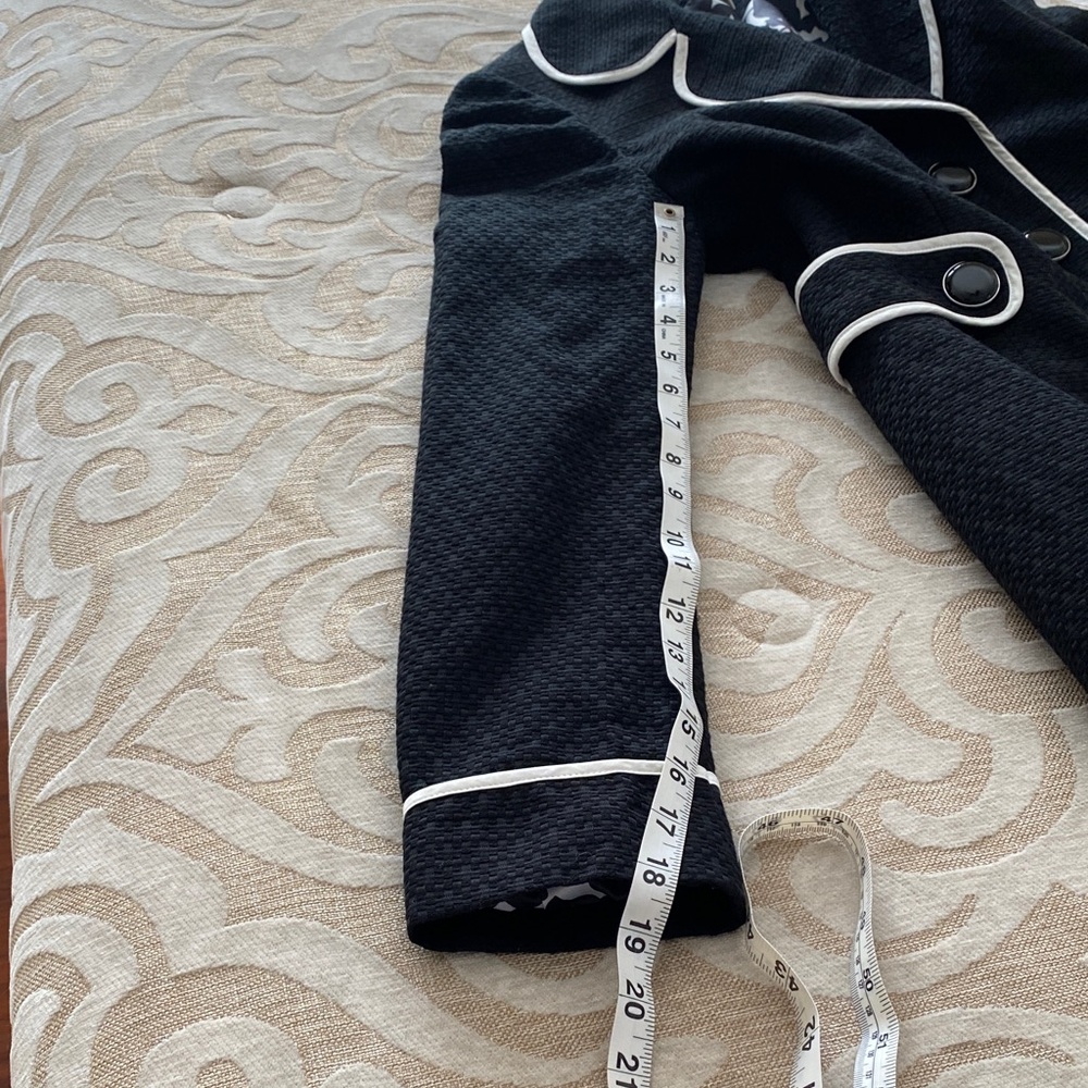 Ann Taylor LOFT Black Coat w White Piping – Tailored Vintage Style Jacket Size 6 - Picture 11 of 12